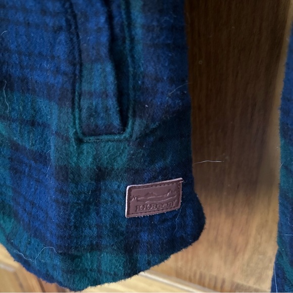 L.L. Bean Blue and Green Flannel Zip-Up Hoodie - Picture 5 of 5